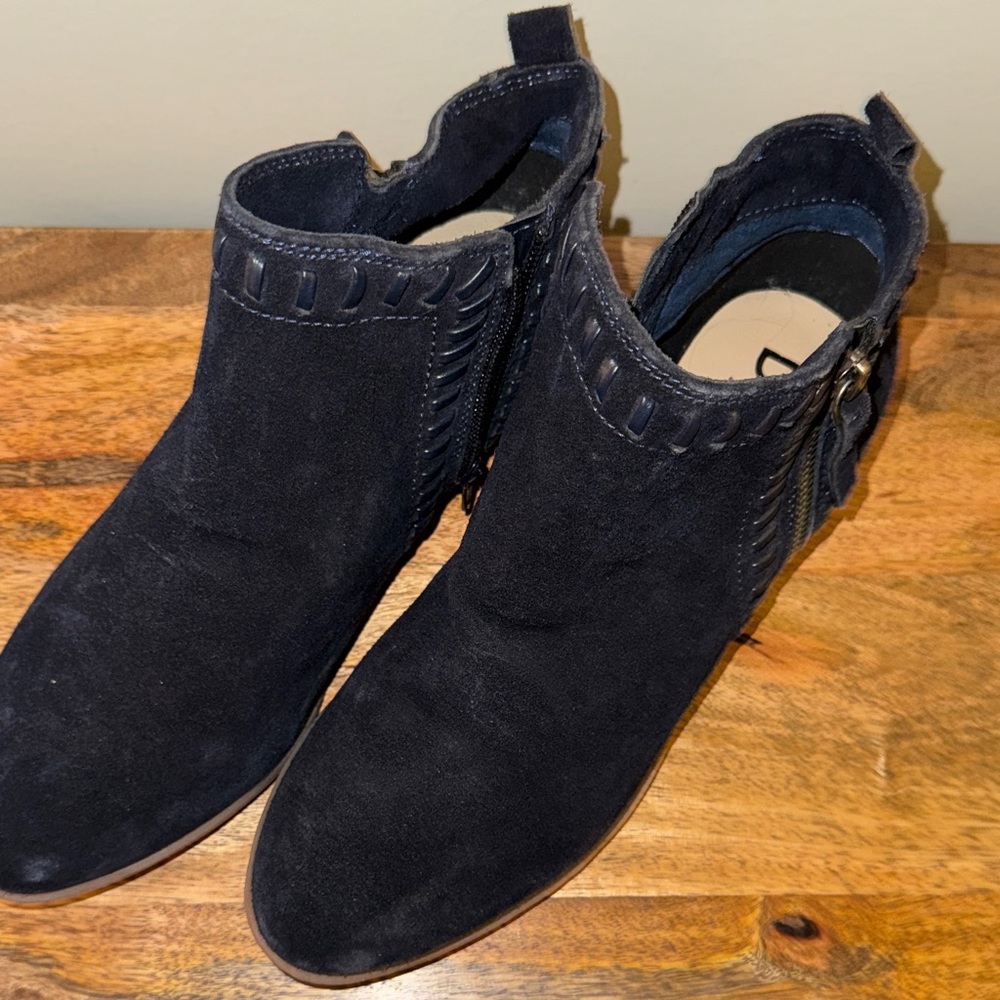 Diba Layne Whipstitch Suede Ankle Boots